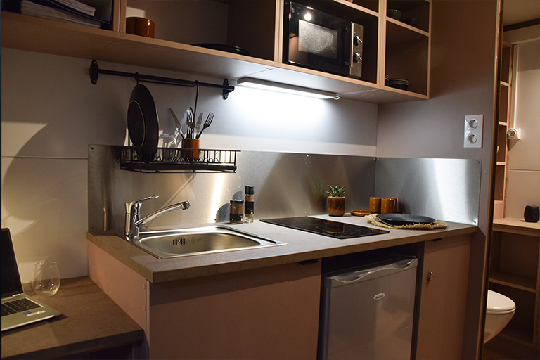 Casa 27 Hekipia Habitat transitoire vue cuisine